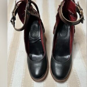 Freebird by Steven Raeanne size 10